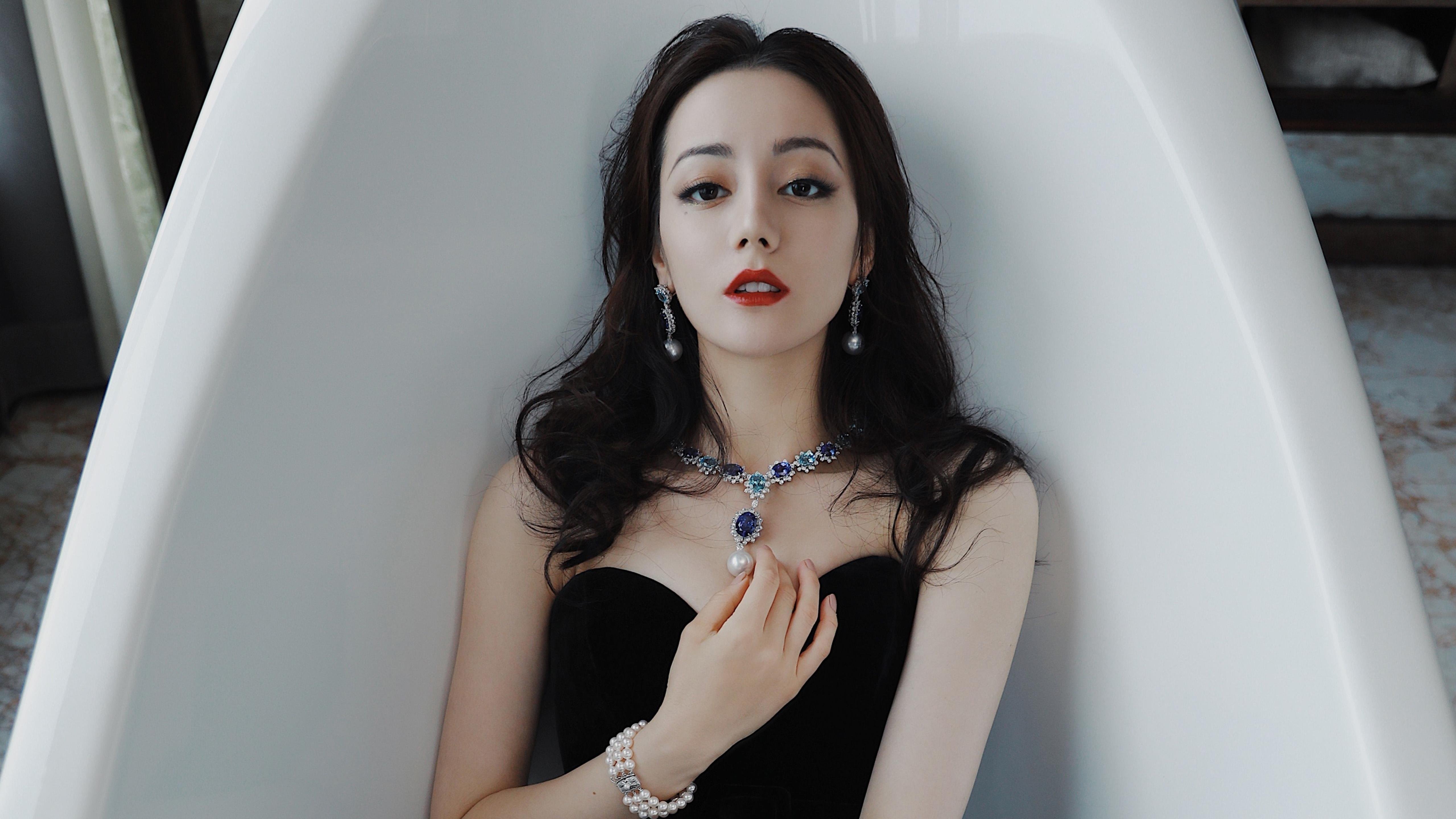 “滑轮赛场热力四射,成都滑轮中心新星闪耀赛场”