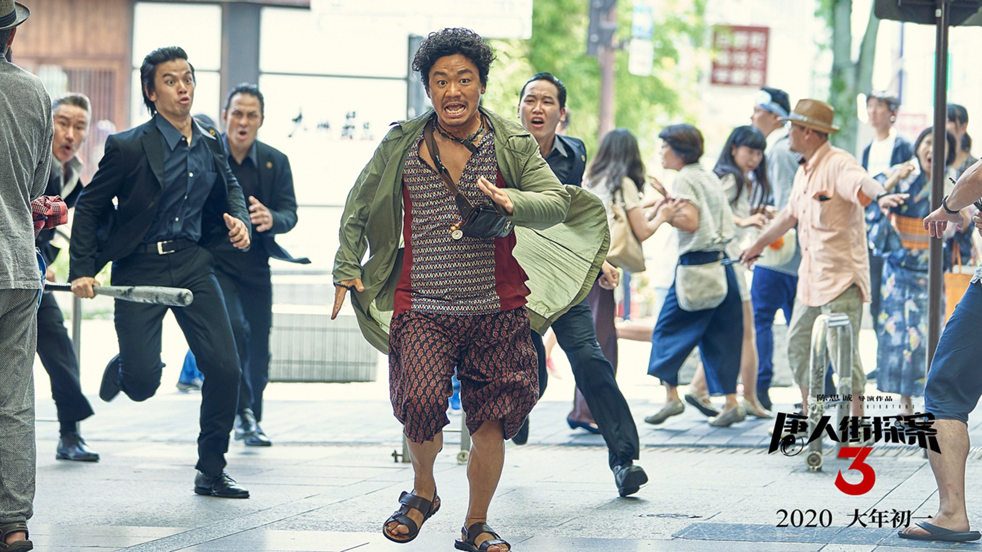 女子仰泳选手后程冲刺亮眼,女子仰泳运动员