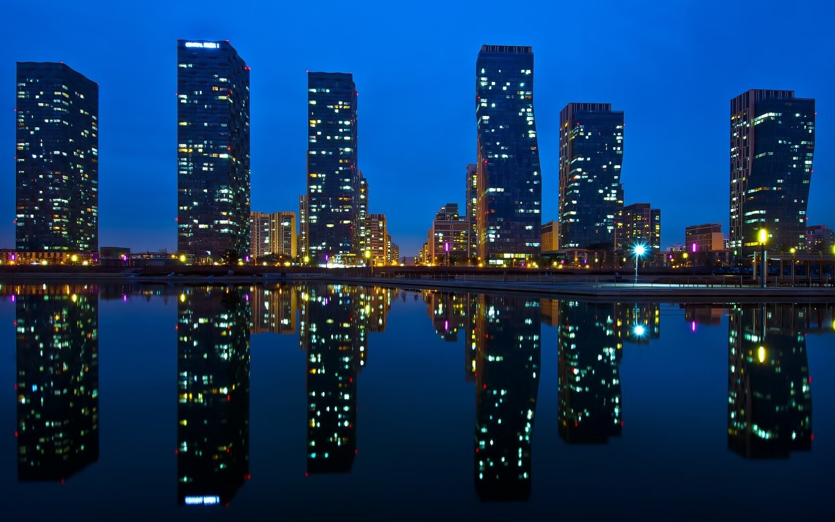 弗朗索瓦·霍尔茨豪伊泽:南非队的战术调度员,组织进攻如行云流水